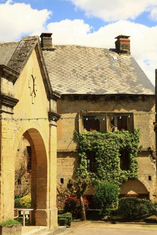 Petite Maison En Pierre Au Coeur Du Perigord Noir Salignac Eyvigues Exterior foto